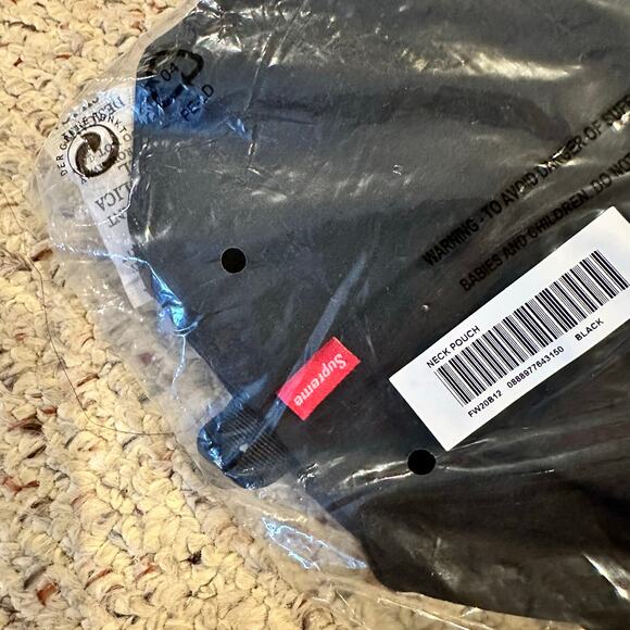 Supreme Neck Pouch Side Bag Black Summer FW20 2020 Side Shoulder Small Cordura - Picture 6 of 7